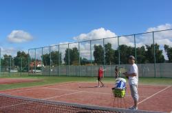 obozy z nauką tenisa